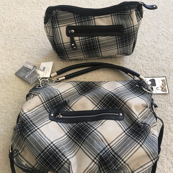 London Fog Reversible Bag Retails $175 - Picture 3 of 5